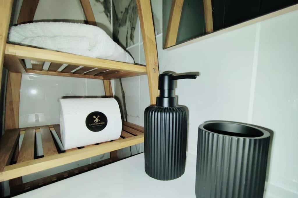 Apartment Cap Jungle 2pers Centre-ville Fibre *